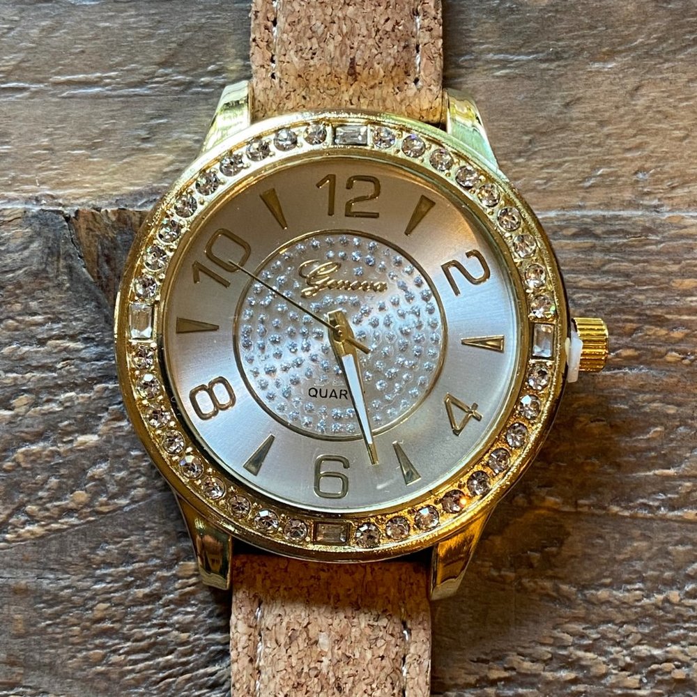 New Geneva Fashion Diamond Cork Band Watch